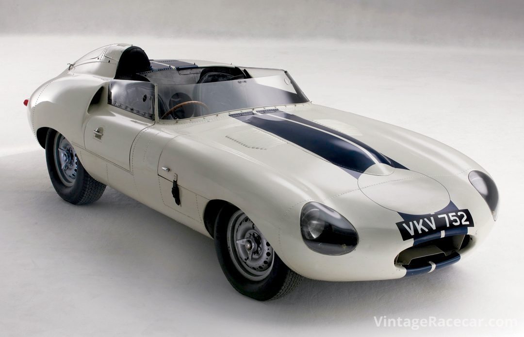 Bonhams sold the 1960 Jaguar E2A ÒMissing LinkÓ for $5,067,500. 