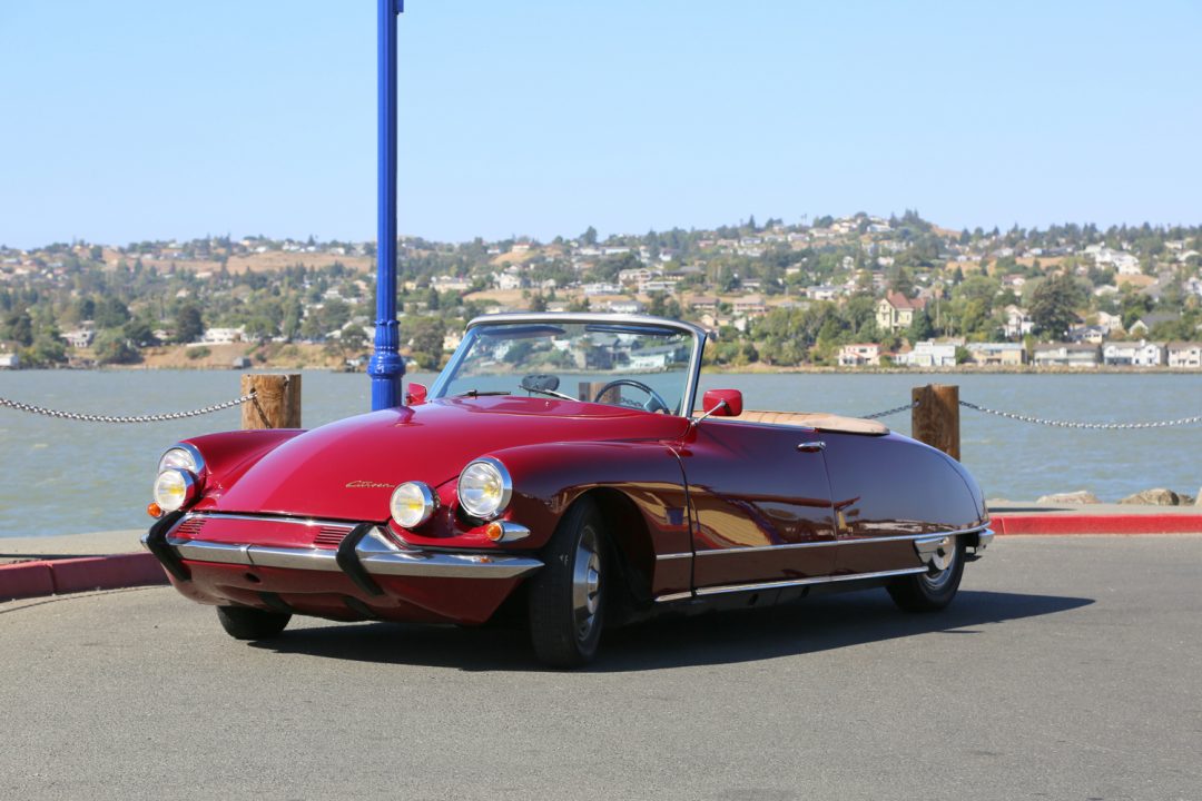 Citroën DS buyer's guide - floating through France