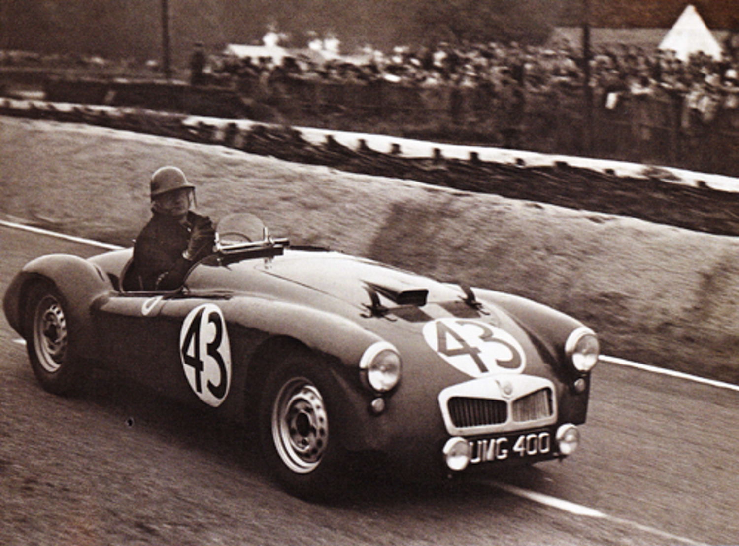 UMG 400 was an aero TD designed for Le Mans in 1951. It became the basis for the MGA's shape. 