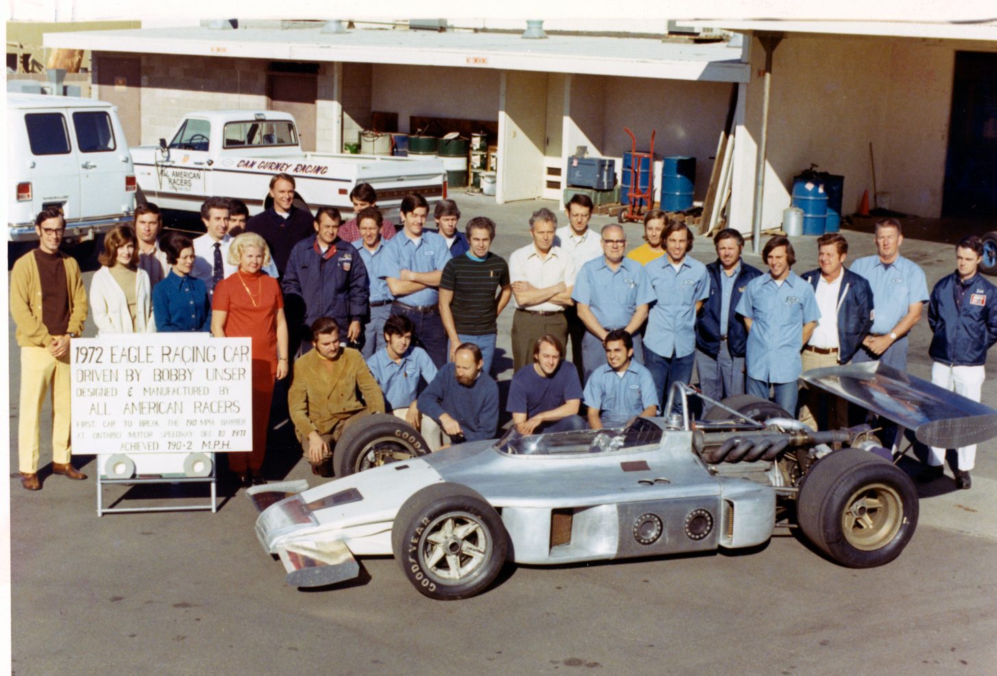 AAR staff photo after 7201’s first test at Ontario, late ’71, hit 190mph 