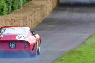 Ferrari 250 GTO of Nick Mason, driven by Marino Franchitti TIM SCOTT