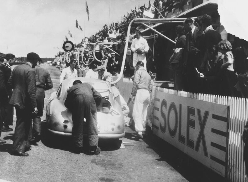 356 SL at the 24 Hours of Le Mans 1951, Drivers: Auguste Veuillet and Edmond Mouche