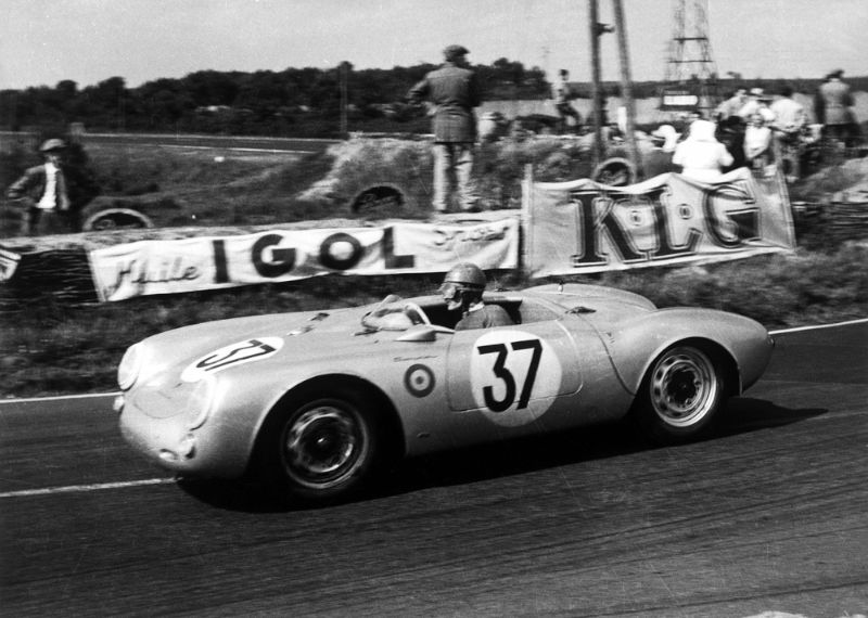 Le Mans 1955. 37: Richard v. Frankenberg und Helmut Polensky auf Porsche Typ 550 Spyder