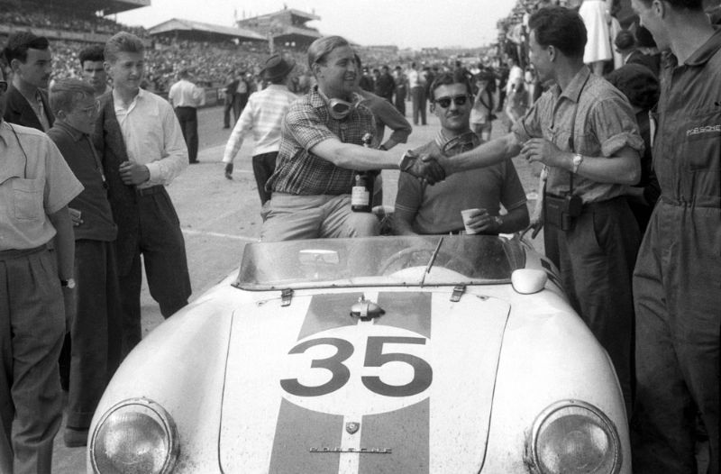 Le Mans 1957; 35: Ed Hugus and Carel Godin de Beaufort auf Porsche 550 A Spyder