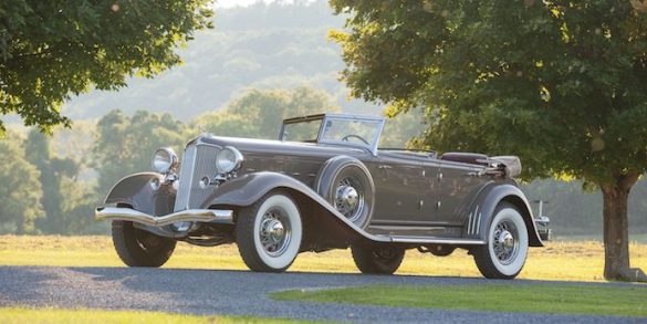 1933 Chrysler CL Imperial Dual-Windshield Phaeton by LeBaron Erik Fuller ©2014 Courtesy of RM Auctions