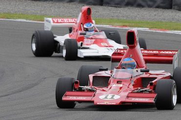 Ken Smith's Lola T332 leading Andrew Higgins' Lola T400 in the first MSC F5000 Tasman Cup Revival Series race at Manfeild