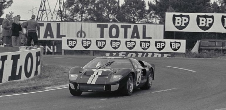 #2 Ford GT40, chassis P/1046, at the 1966 Le Mans 24 Hours