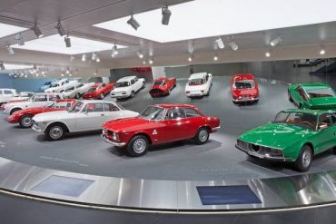 Alfa Romeo Giulia display