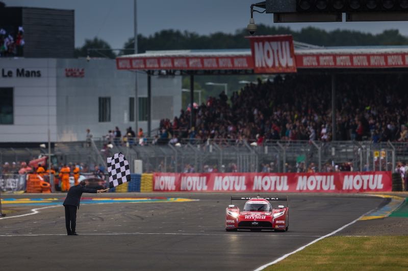 24 Hours of Le Mans 2015 Nissan