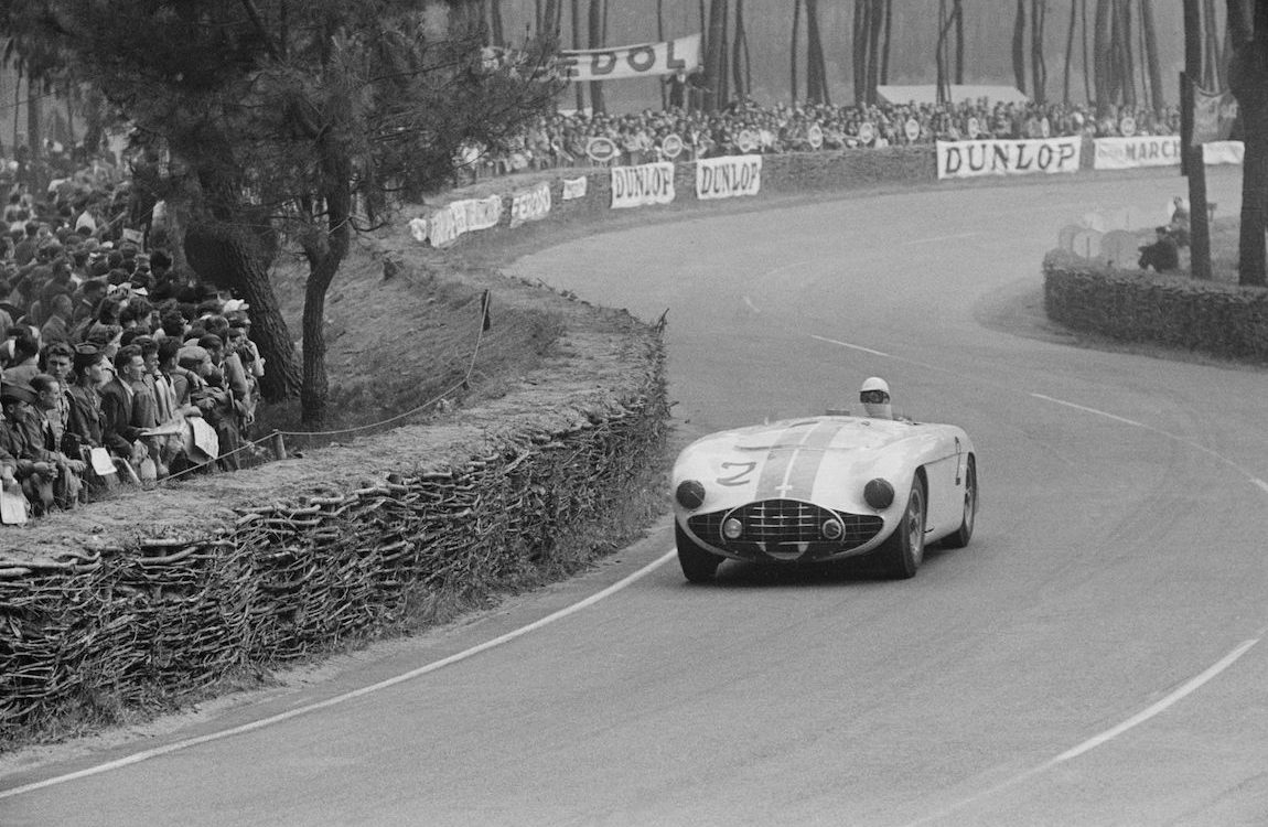 The 1953 Cunningham C-5R at the 1953 24 Hours of Le Mans