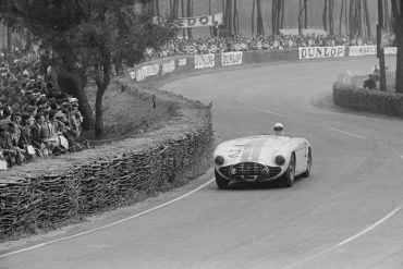 The 1953 Cunningham C-5R at the 1953 24 Hours of Le Mans