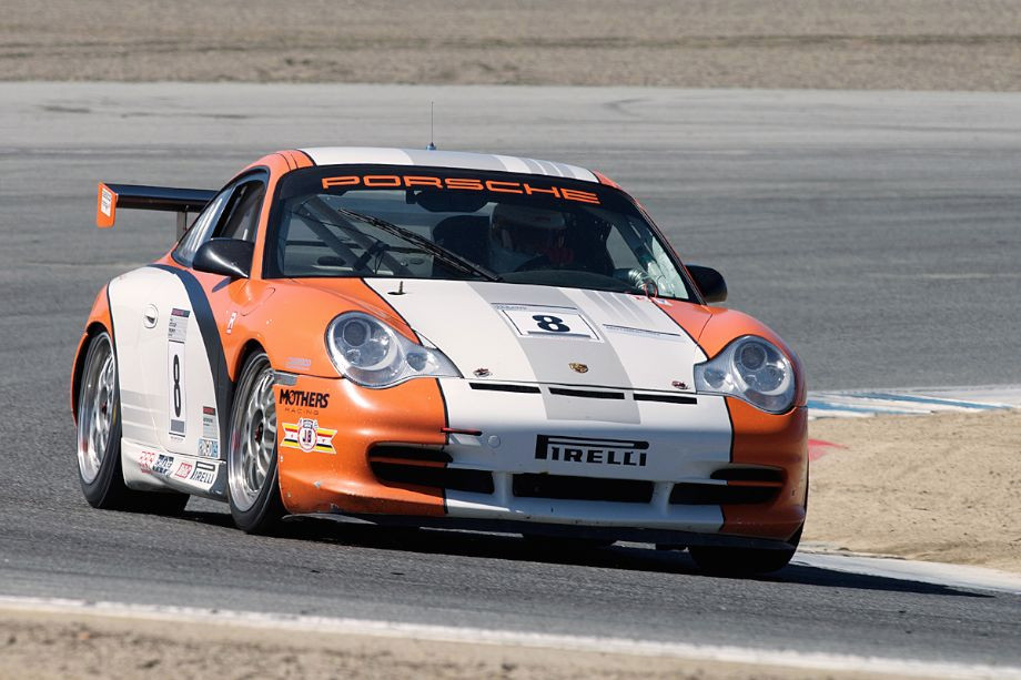 Gilbert Hakim's Porsche 911 in turn six. DennisGray