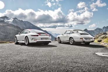Porsche 911 R - Young and Old