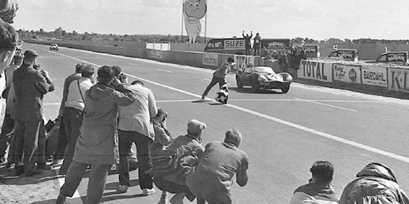 Courtesy of the Klemantaski Collection