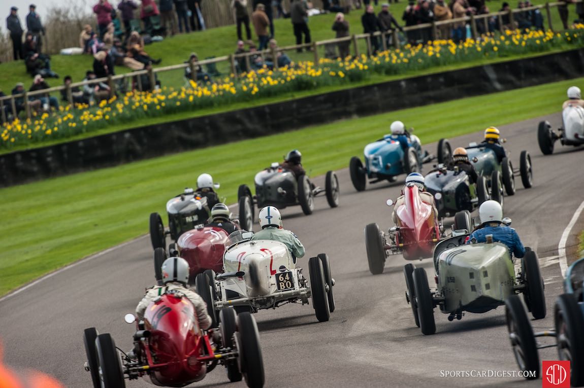 Start of the Varzi Trophy at the Goodwood Members Meeting 2017