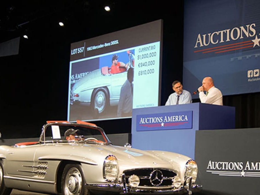 The sale-topping 1963 Mercedes-Benz 300SL Roadster crosses the Fort Lauderdale auction block (photo: Jonathan Lay)