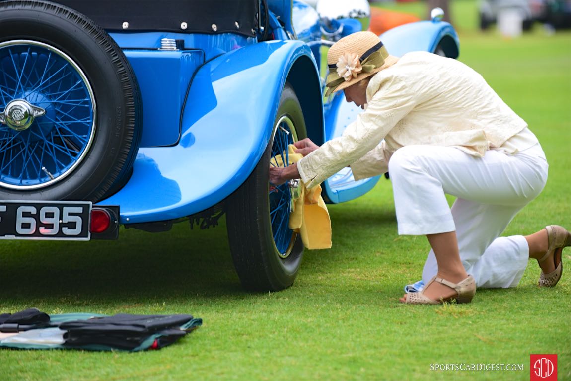 Cleaning up, 1935 SS90.