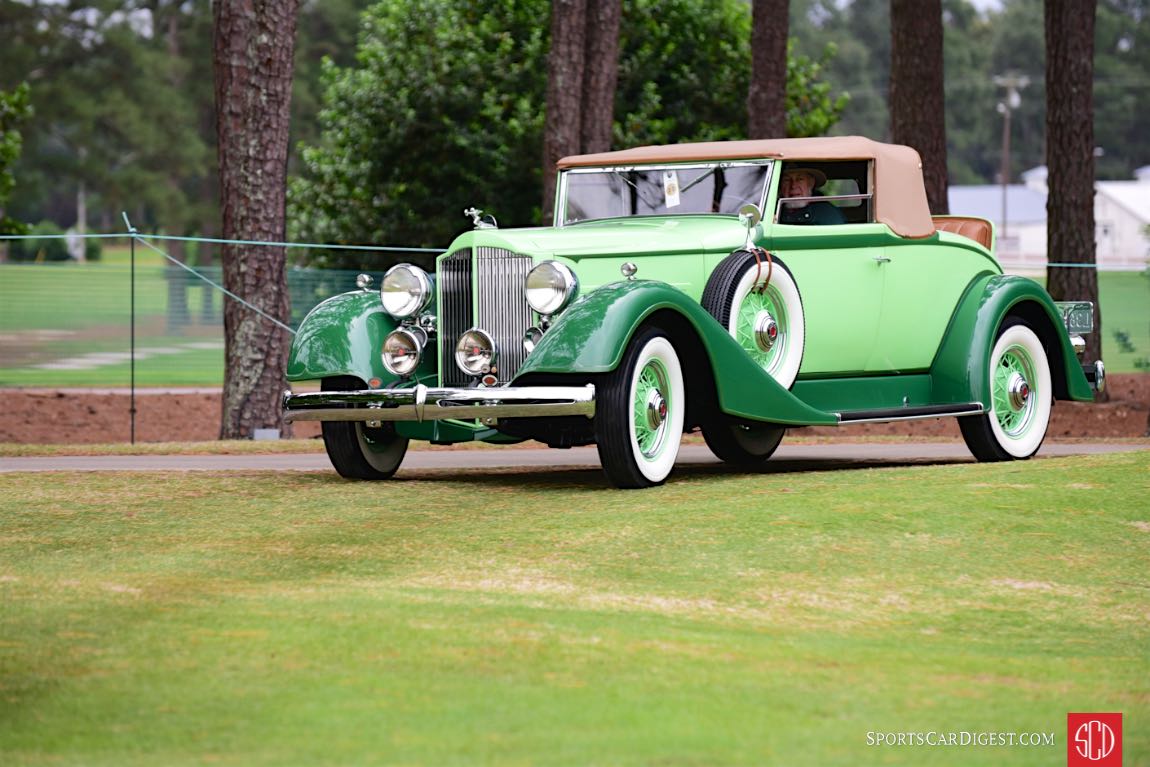 1934 Packard 1101.