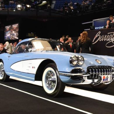 1960 Chevrolet-Corvette-1