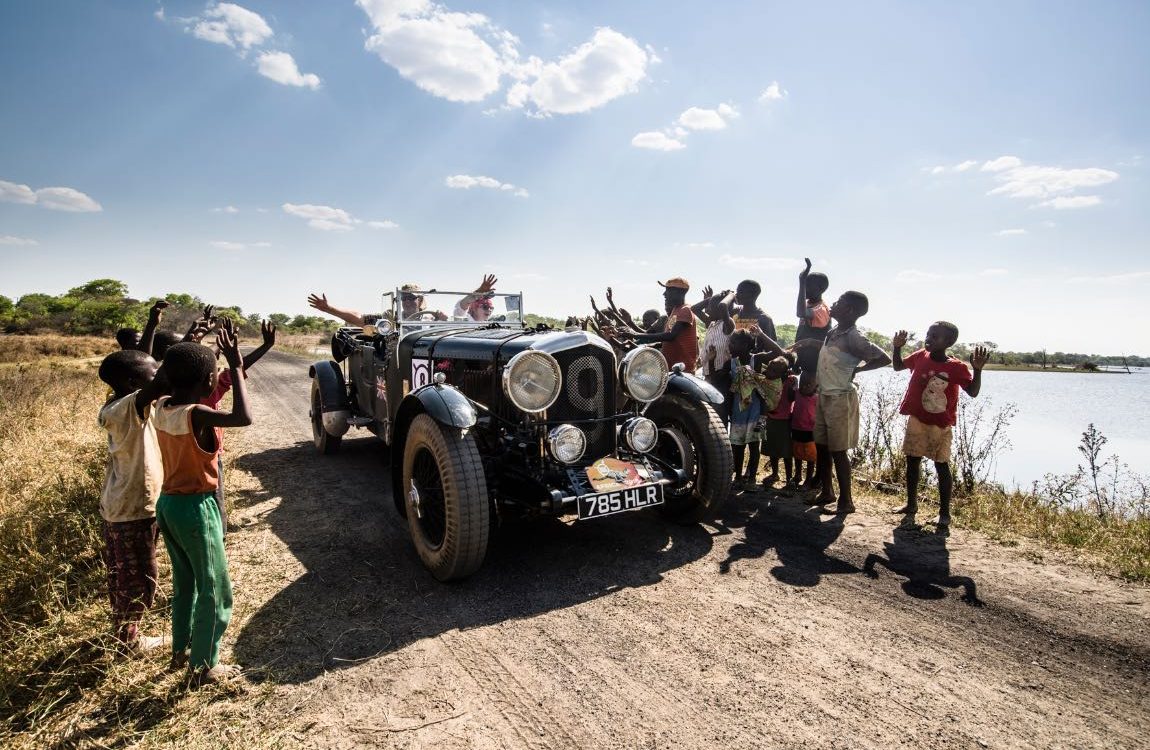 Tony Allen (GBR) Fiona Applegarth (GBR) - 1951 Bentley Tourer Martin Crosta