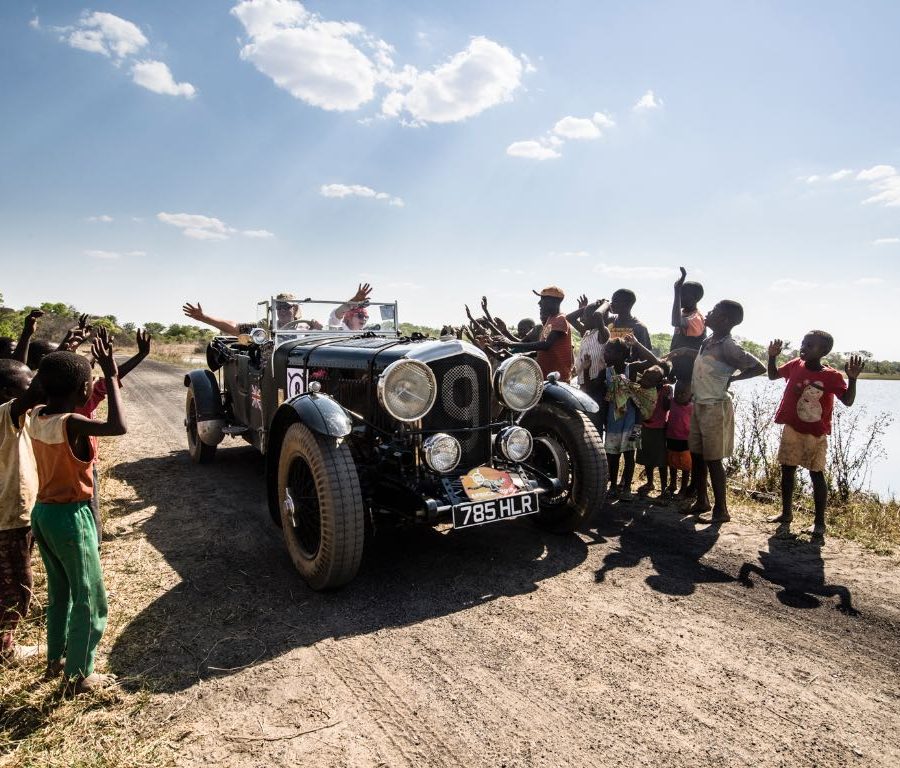 Tony Allen (GBR) Fiona Applegarth (GBR) - 1951 Bentley Tourer Martin Crosta