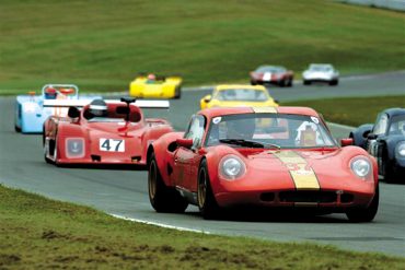Tight racing in the World Sportscar Masters race.Photo: Peter Collins