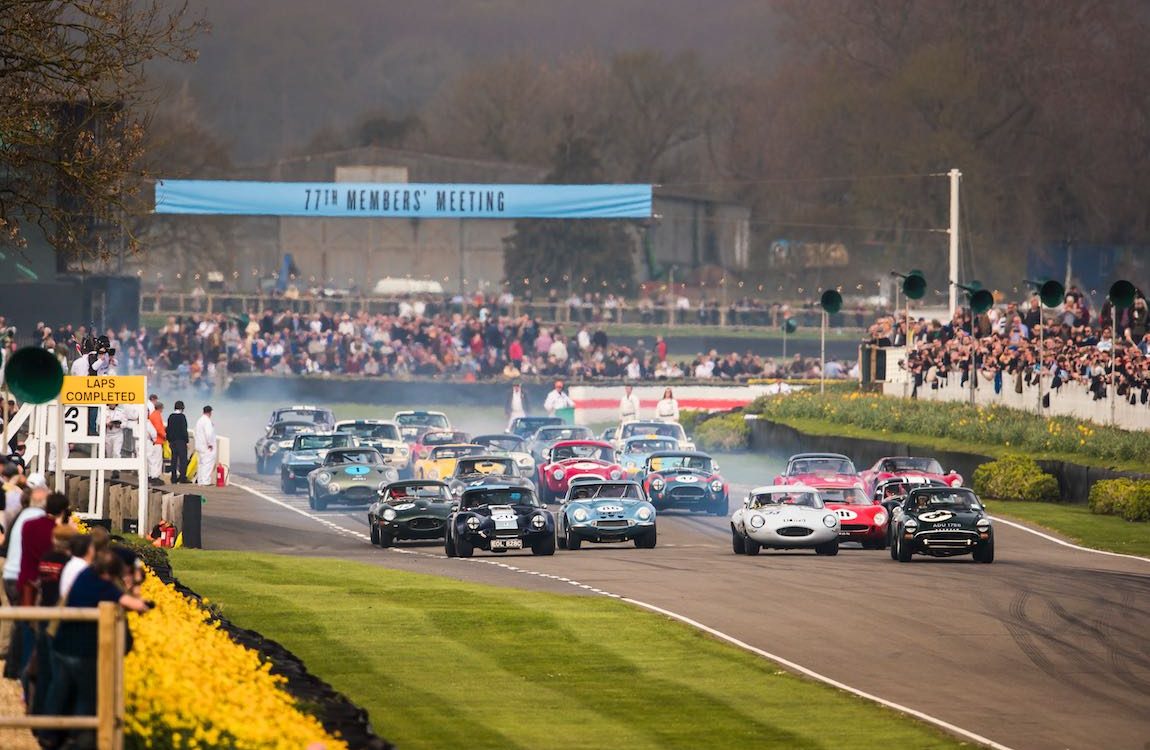 Start of the Graham Hill Trophy for closed-cockpit GT cars and prototypes in the spirit of the RAC TT races, 1960-64 - Photo: Drew Gibson Drew Gibson