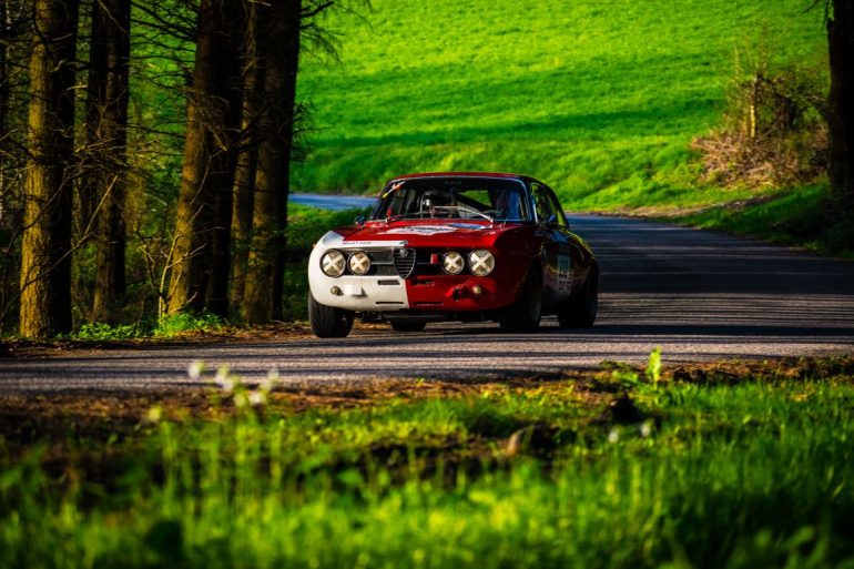 Timm MEINRENKEN / Lara MEINRENKEN-SCHWIERING DEU / DEU ALFA ROMEO 1750 GTAM 1968 - 2019 Tour Auto Rally (photo: Julien Hergault)