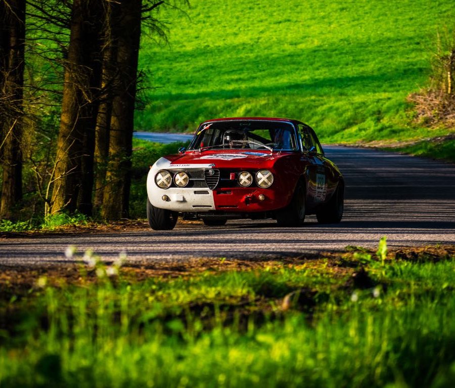 Timm MEINRENKEN / Lara MEINRENKEN-SCHWIERING DEU / DEU ALFA ROMEO 1750 GTAM 1968 - 2019 Tour Auto Rally (photo: Julien Hergault)