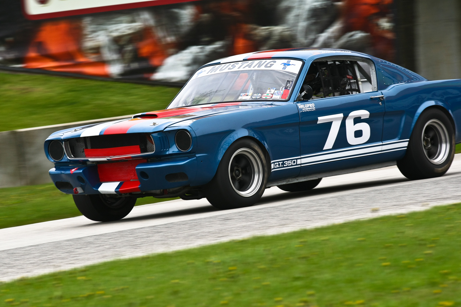 #76 - Henry Vicioso - 1965 Mustang. Photo: Jeff Schabowski