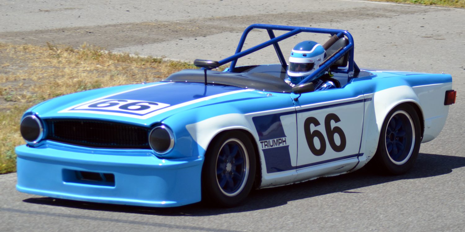 #66b Dale Kent, 1970 TR6, Best Lap: 2:16.712