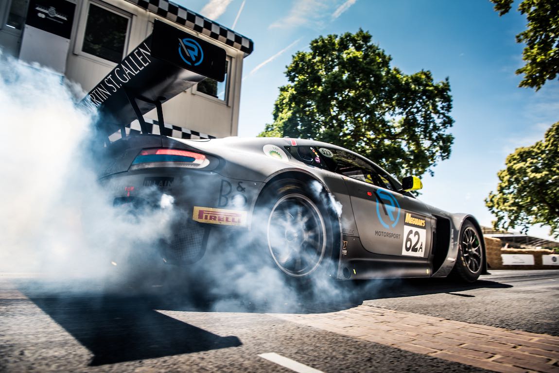 Smoky start for the Aston Martin GT3 (photo: Jayson Fong) Jayson Fong - Form&Function Int'