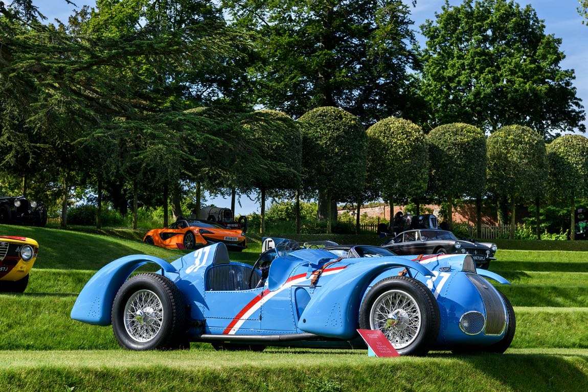 Peter and Merle Mullin's 1937 Delahaye Type 145 V12 Grand Prix which made its UK debut at Heveningham Concours (credit Tim Scott) TIM SCOTT