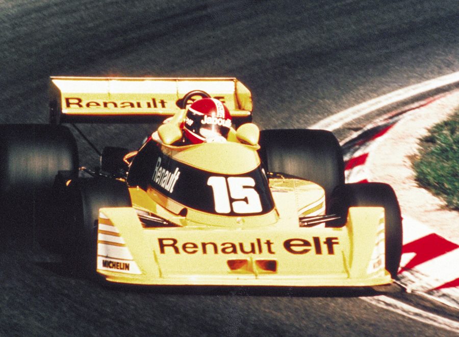 The Renault RS01 makes its Grand Prix debut (1977).