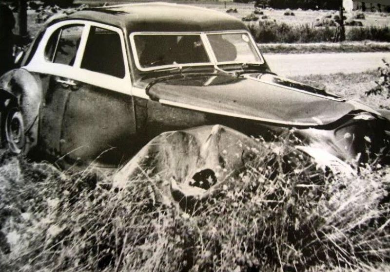 1939 Corniche crash during testing in Chateauroux France