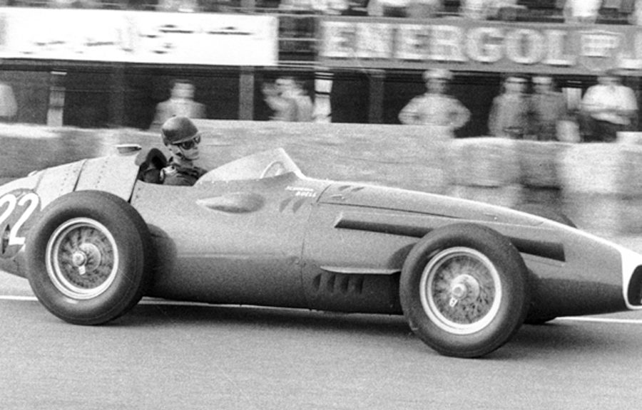 F1 and sports car racer Masten Gregory is born in Kansas City, MO (1932).