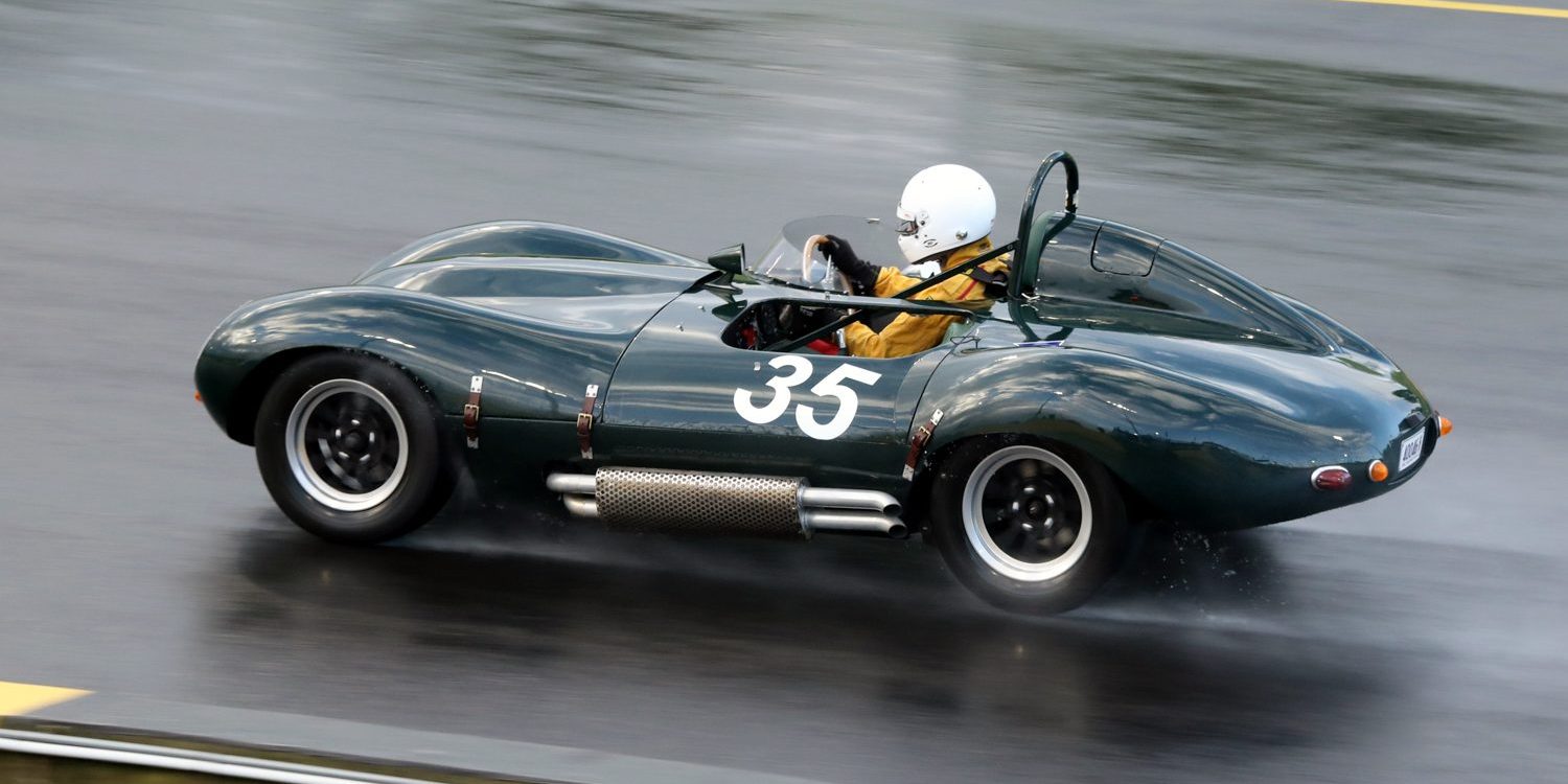 The Jaguar Special (D-type rep) of John Dunning. Steve Oom Photo. STEVE OOM PHOTOGRAPHY