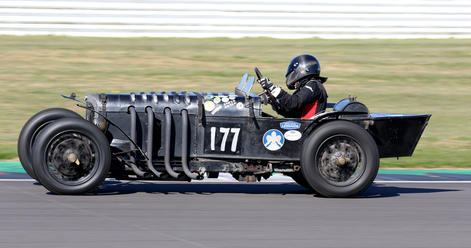 AS EVER JUSTIN MAEERS ENTERTAINED IN THE 1926 GN PARKER.JPG Picasa