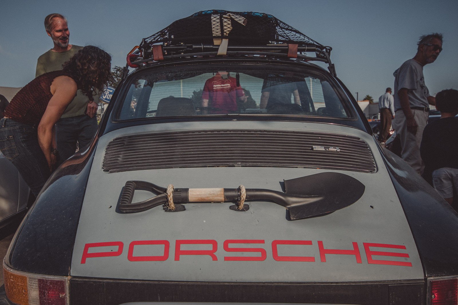 Porsche 911 Safari tribute car