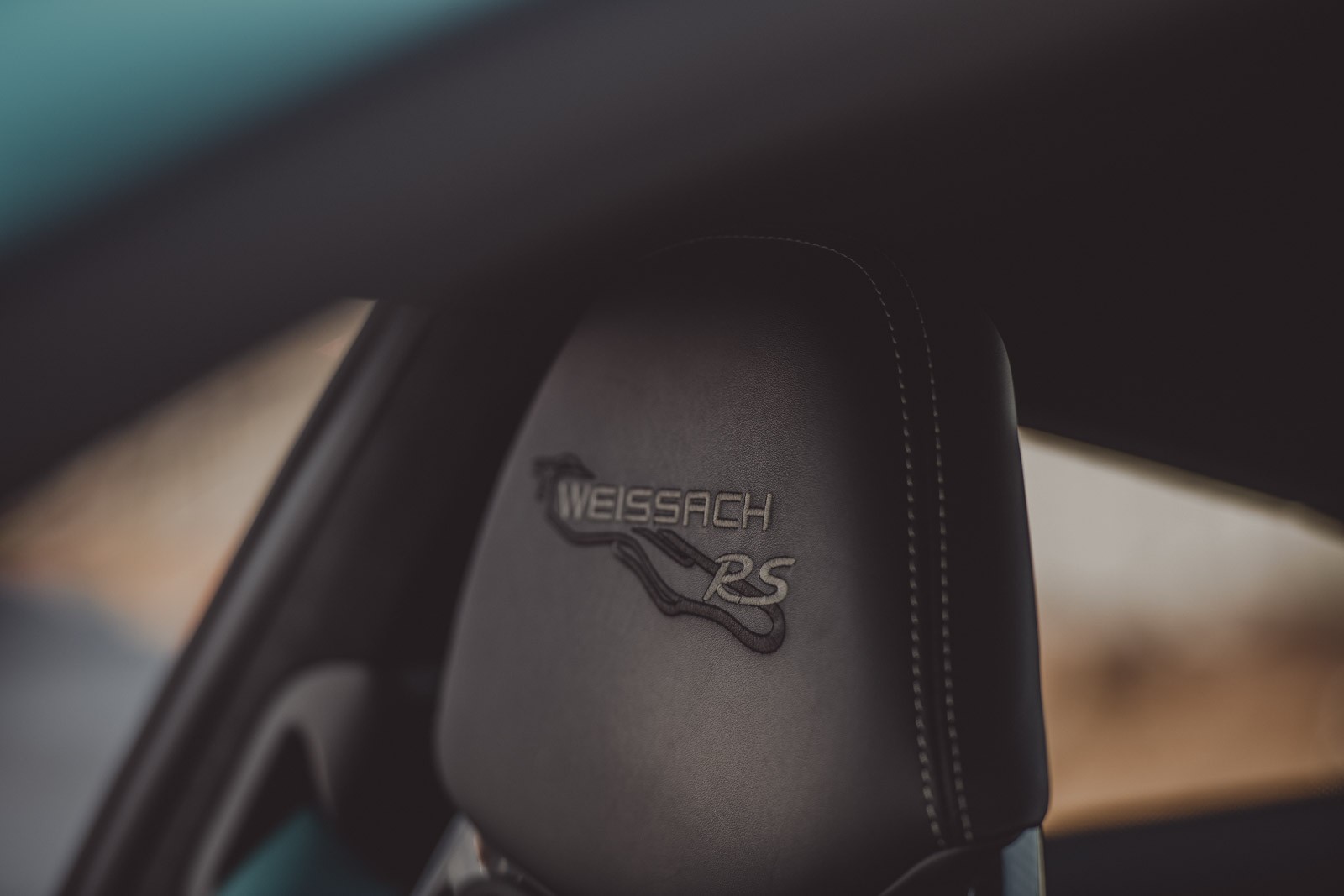 GT3 RS Weissach edition embroidered headrest