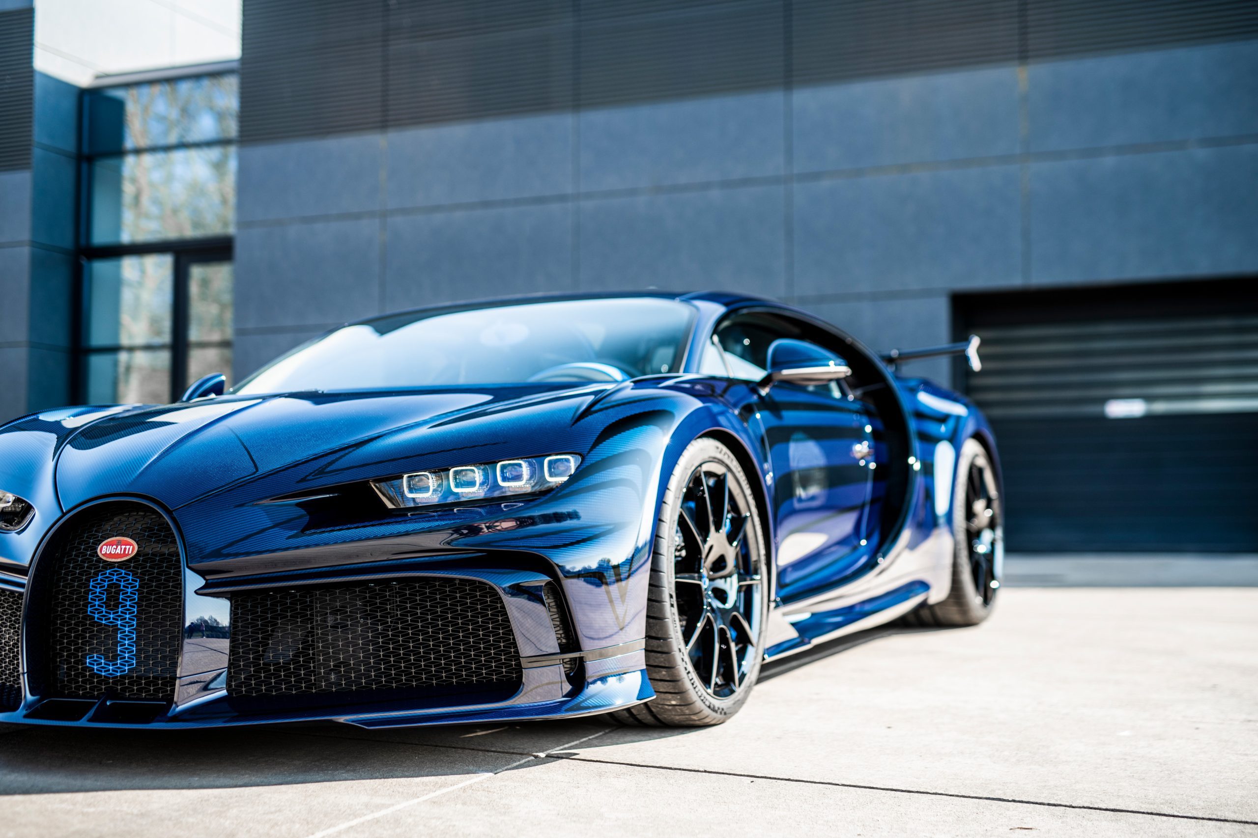 Bugatti Revealed Two Inspired (With Creations Bespoke Light Gallery) By Photo More Mesure Sur