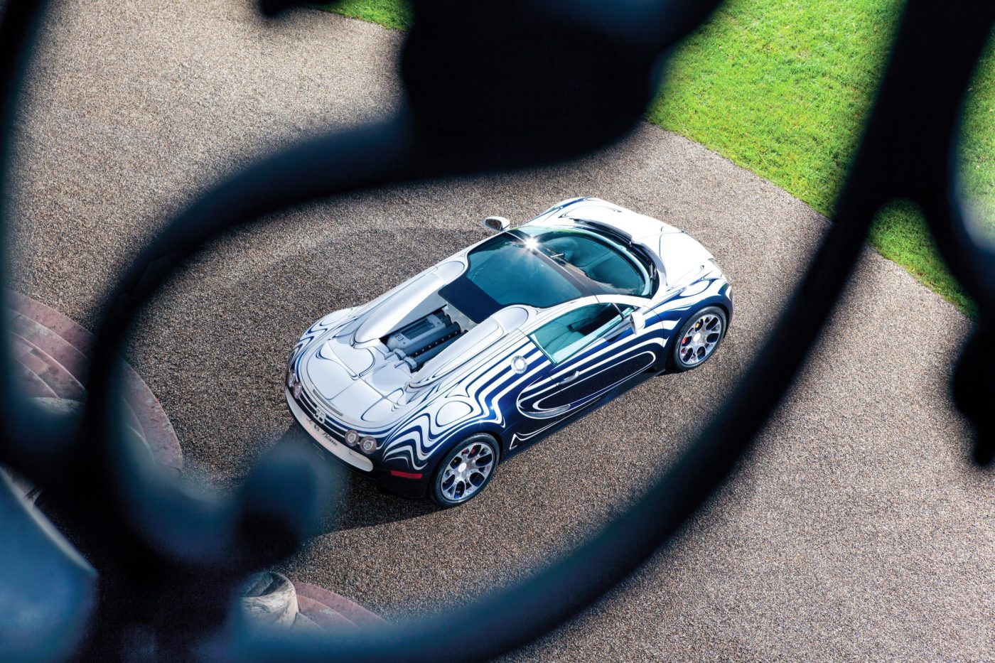 Customized Bugatti Bugatti Revealed Two More Bespoke Sur Mesure Creations Inspired By ...