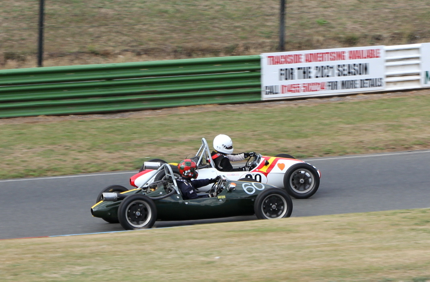 COOPER 500s INTO SHAWS HAIRPIN - TOM WATERFIELD INSIDE ALEX WILSON. Picasa