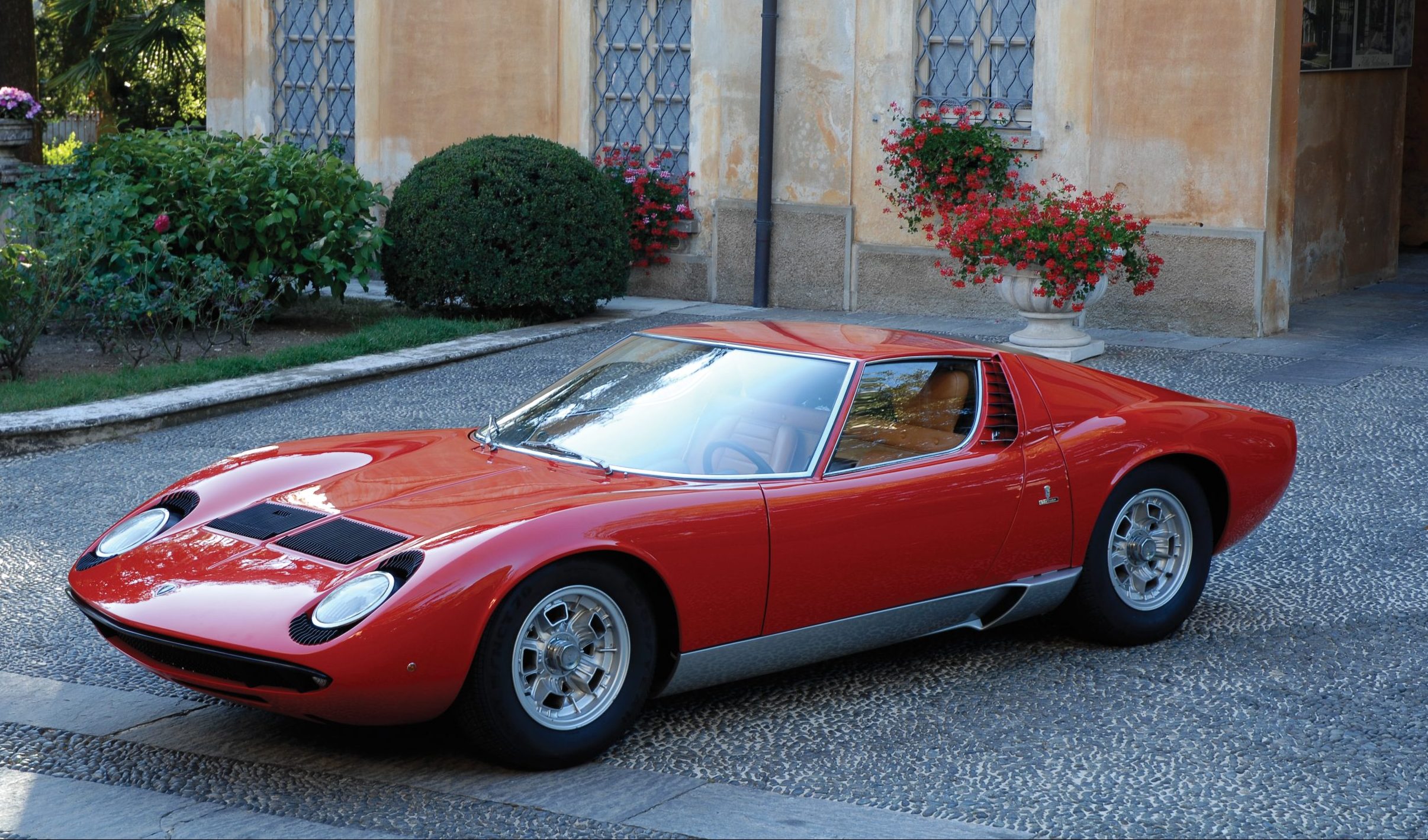 Car Of The Day 1966 Lamborghini Miura P400