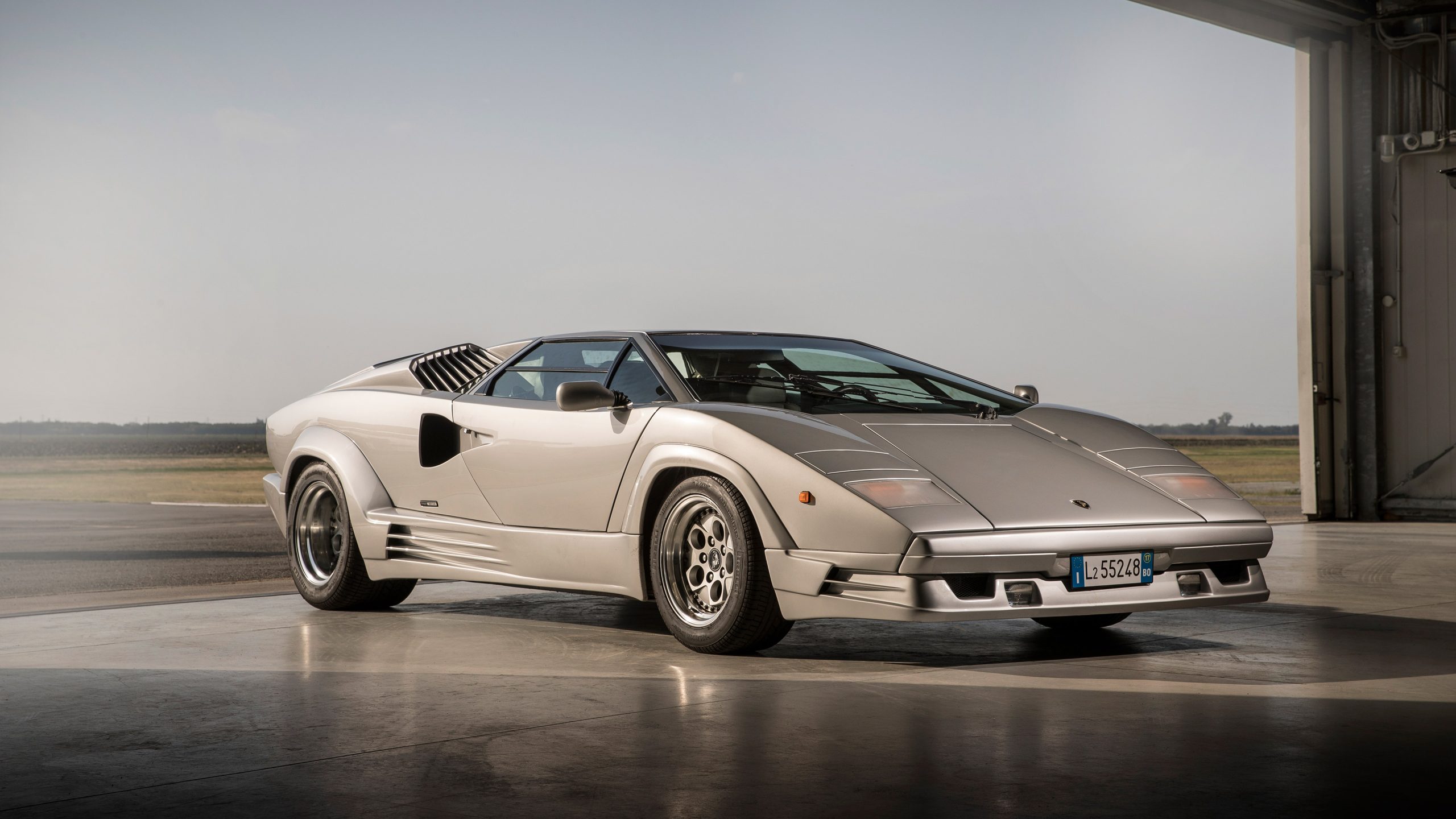 1989 Lamborghini Countach 25th Anniversary