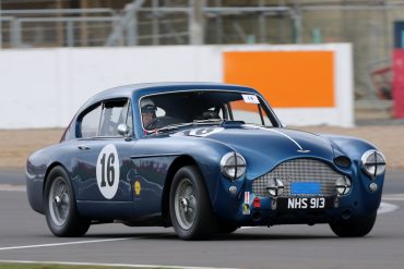 ASTON MARTIN DB MKIII - SIMON JEFFERIES. Picasa