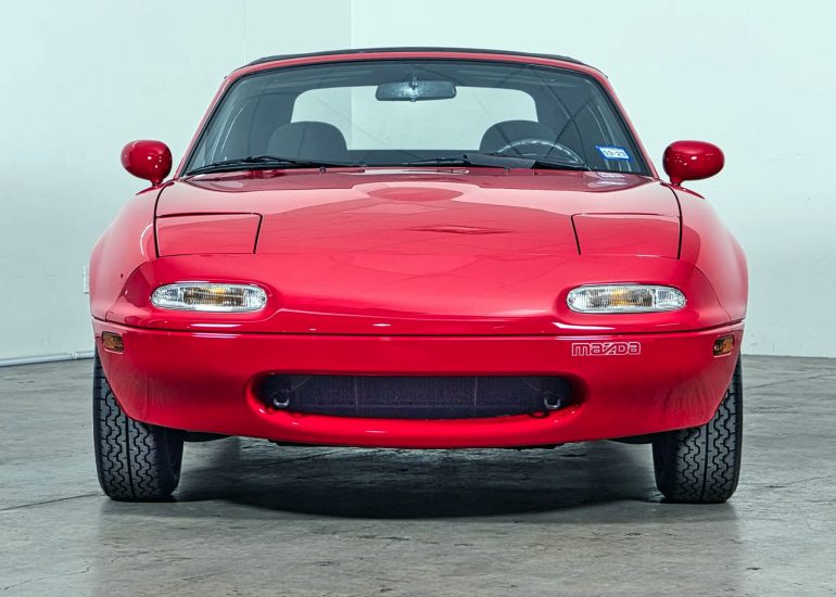 Marketplace: 7k-Mile 1990 Mazda MX-5 Miata 5-Speed