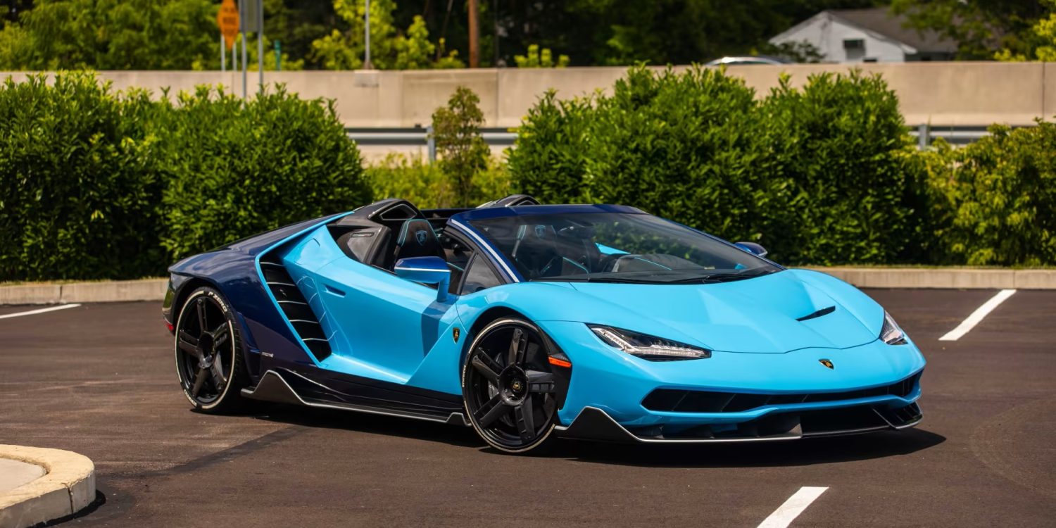 2017 Lamborghini Centenario Roadster