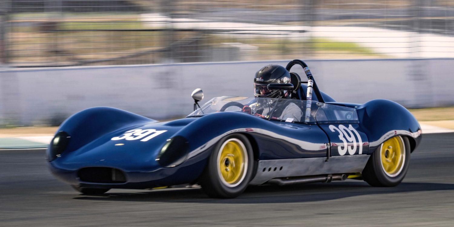 Robert Davis in his 1960 Lola Mk.1. Dennis Gray;Dennis Gray