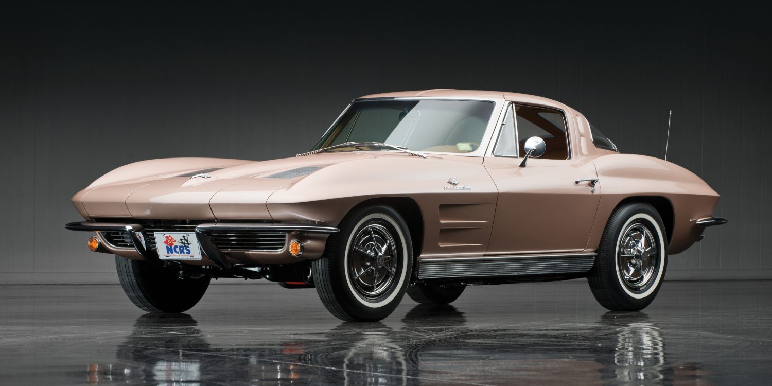 1963 Chevrolet Corvette Sting Ray 'Fuel-Injected' Split-Window Coupe Darin Schnabel | ©2013 Courtesy of RM Auctions